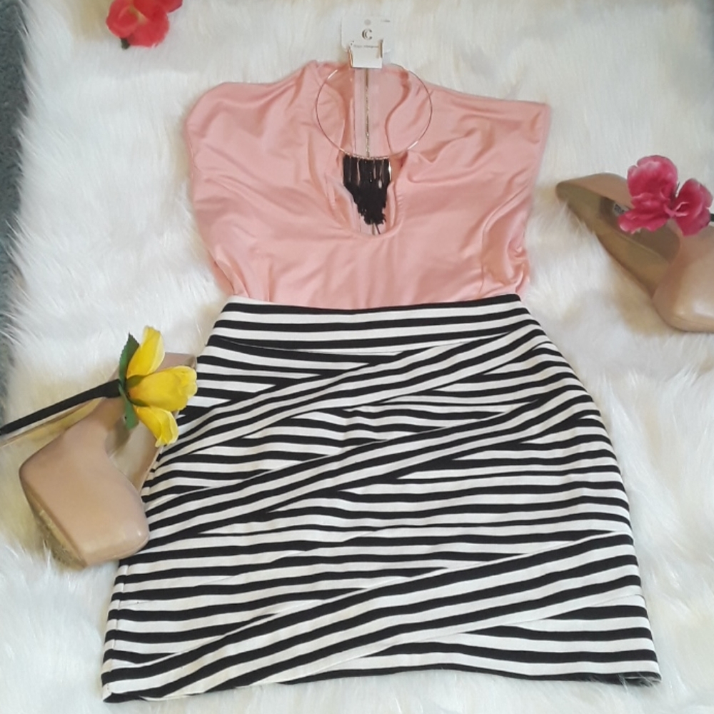 Express Bandage Black and White Skirt